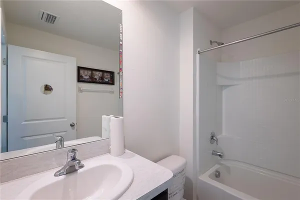 $2,600 | 5455 Logan Cave Avenue, Wimauma, FL 33598