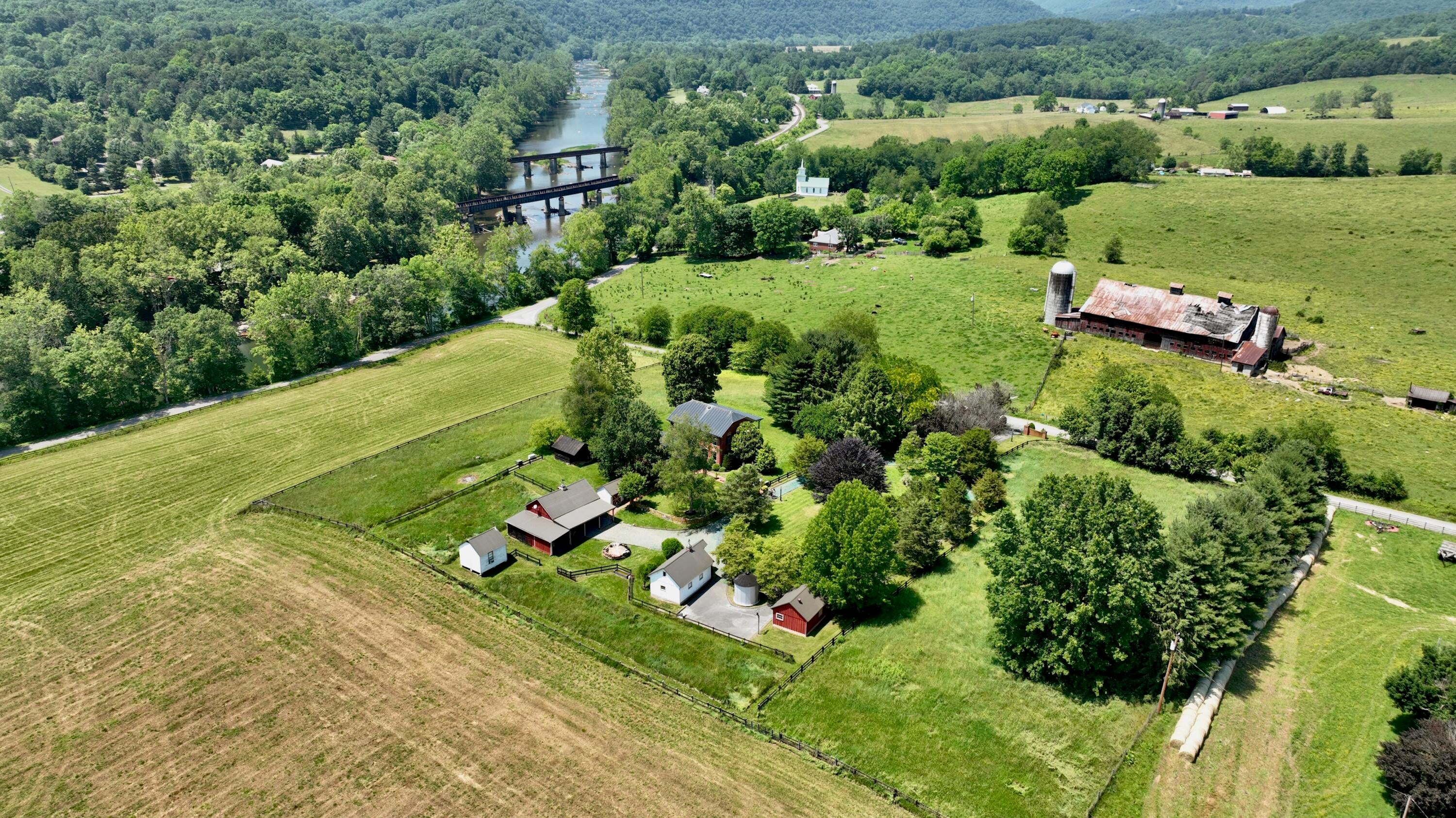 106 Creamery Road Pence Springs, WV 24962 - Photo 13 of 153 Gallery Image 13
