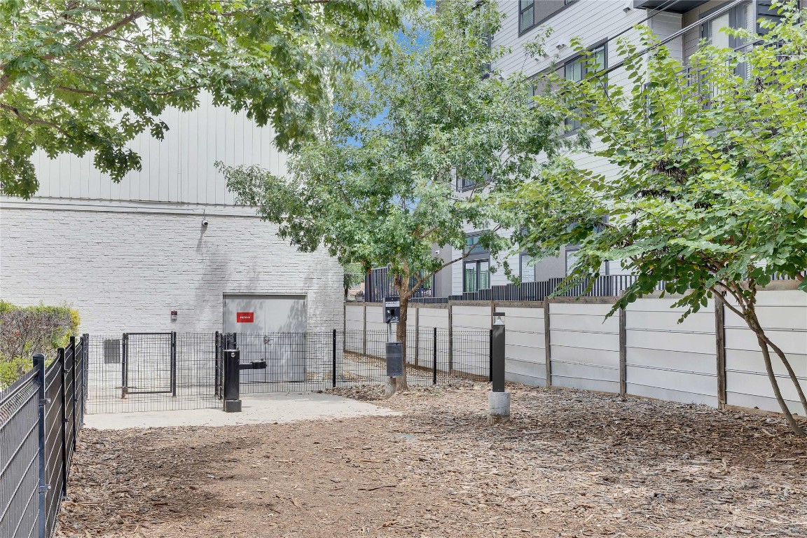 4361 South Congress Avenue, Unit 335 Austin, TX 78745 - Photo 19 of 22 a view of a outdoor space