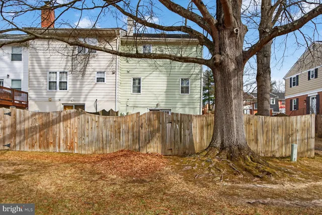 $599,990 | 6015 Ticonderoga Court, Burke, VA 22015