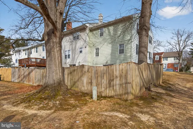 $599,990 | 6015 Ticonderoga Court, Burke, VA 22015