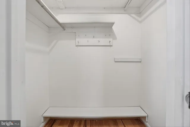 $599,990 | 6015 Ticonderoga Court, Burke, VA 22015