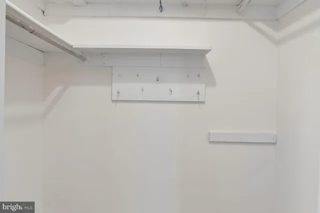 $599,990 | 6015 Ticonderoga Court, Burke, VA 22015