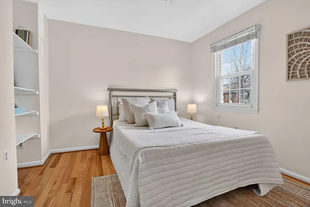 $599,990 | 6015 Ticonderoga Court, Burke, VA 22015