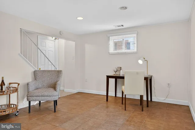 $599,990 | 6015 Ticonderoga Court, Burke, VA 22015