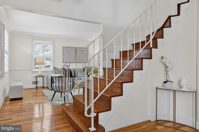 $599,990 | 6015 Ticonderoga Court, Burke, VA 22015