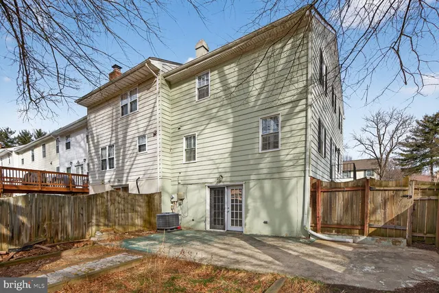 $599,990 | 6015 Ticonderoga Court, Burke, VA 22015