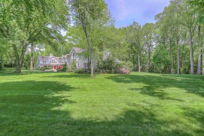 380 Eleven O'Clock Road Fairfield, CT 06824 - Photo 1 of 1 Gallery Image 1