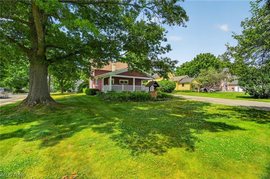 13721 Spring Street Burton, OH 44021 - Photo 8 of 47