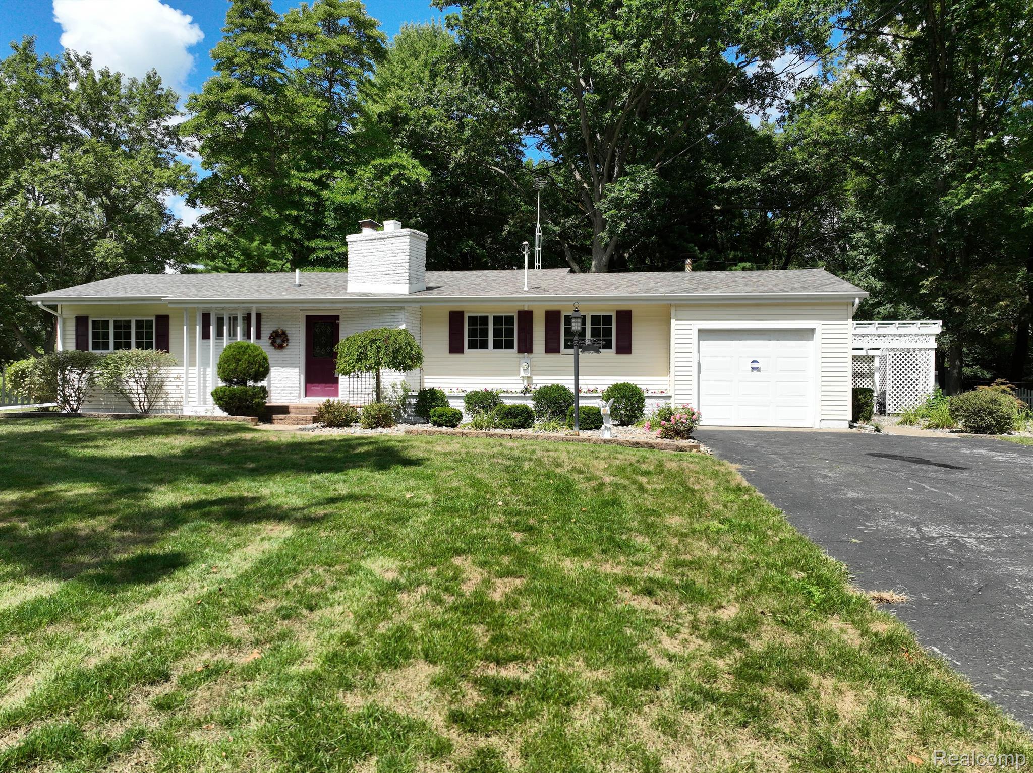 2545 Townline Road Birch Run, MI 48415 - Photo 32 of 48 Gallery Image 32