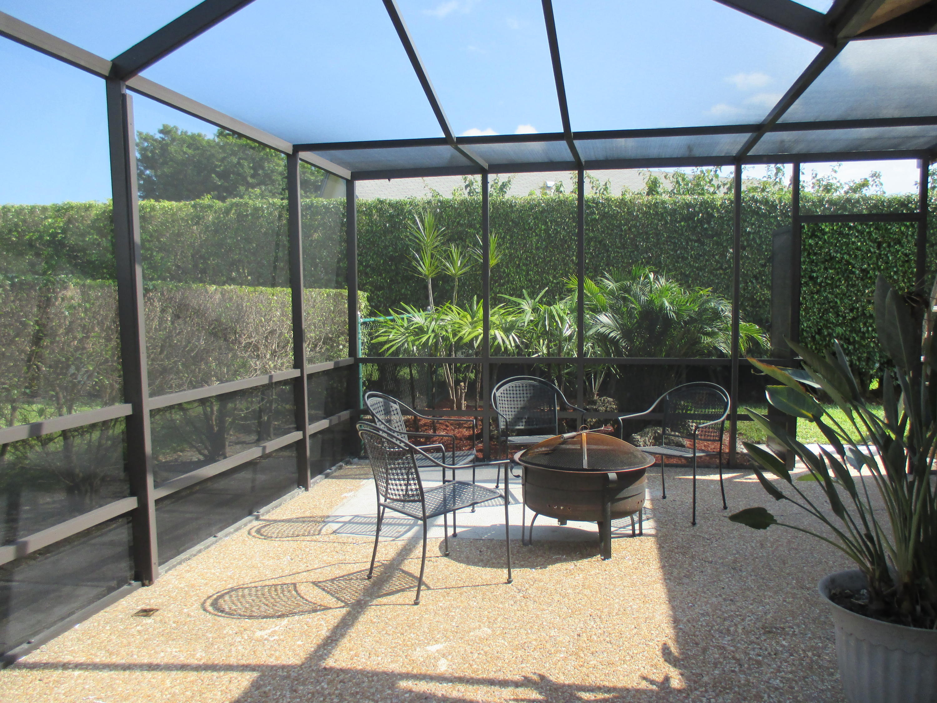 19840 Villa Medici Place Boca Raton, FL 33434 - Photo 17 of 23 Boca Fiontana Screened Patio