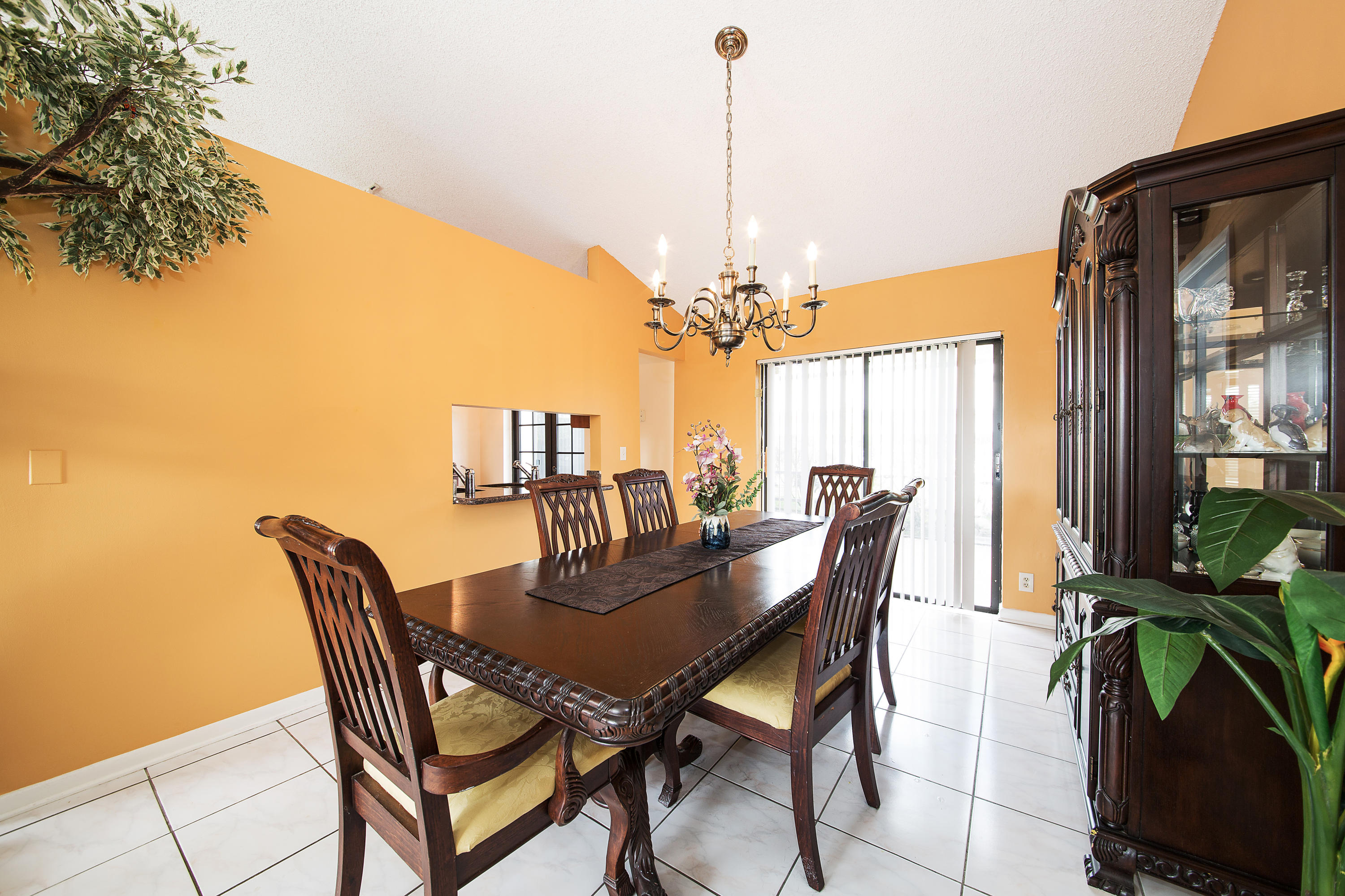 19840 Villa Medici Place Boca Raton, FL 33434 - Photo 9 of 23 VHT-RX-10180901_4.jpg