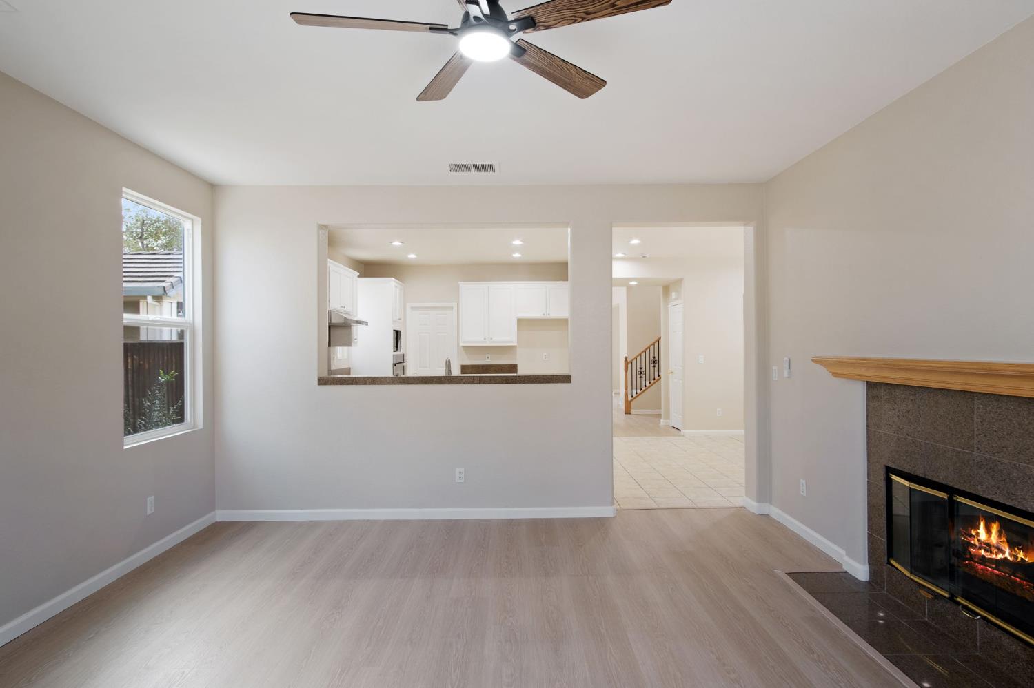 2921 Compton Place Tracy, CA 95377 - Photo 12 of 35