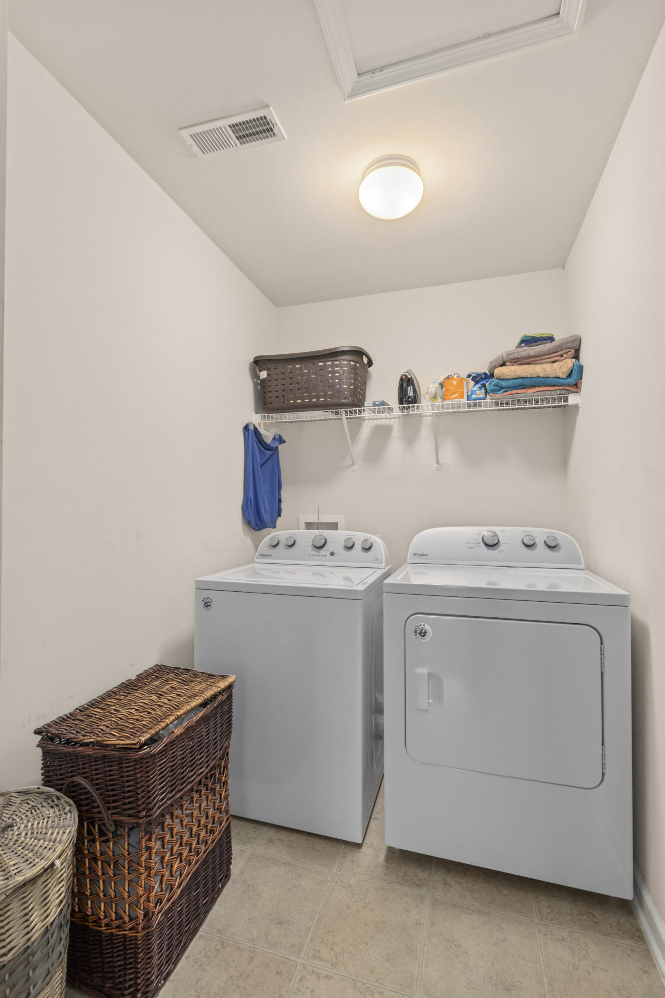 601 Watershed Drive Goose Creek, SC 29445 - Photo 32 of 45 601WatershedDr-CasaVerdeMediaLLC24