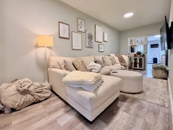 $5,000 | 227 Clinton Street, Unit 4, Hoboken, NJ 07030
