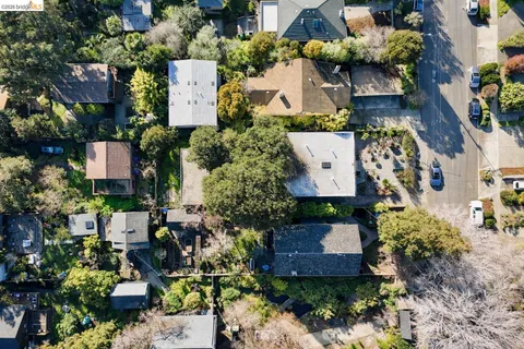 $1,325,000 | 6100 Chabot Road, Oakland, CA 94618