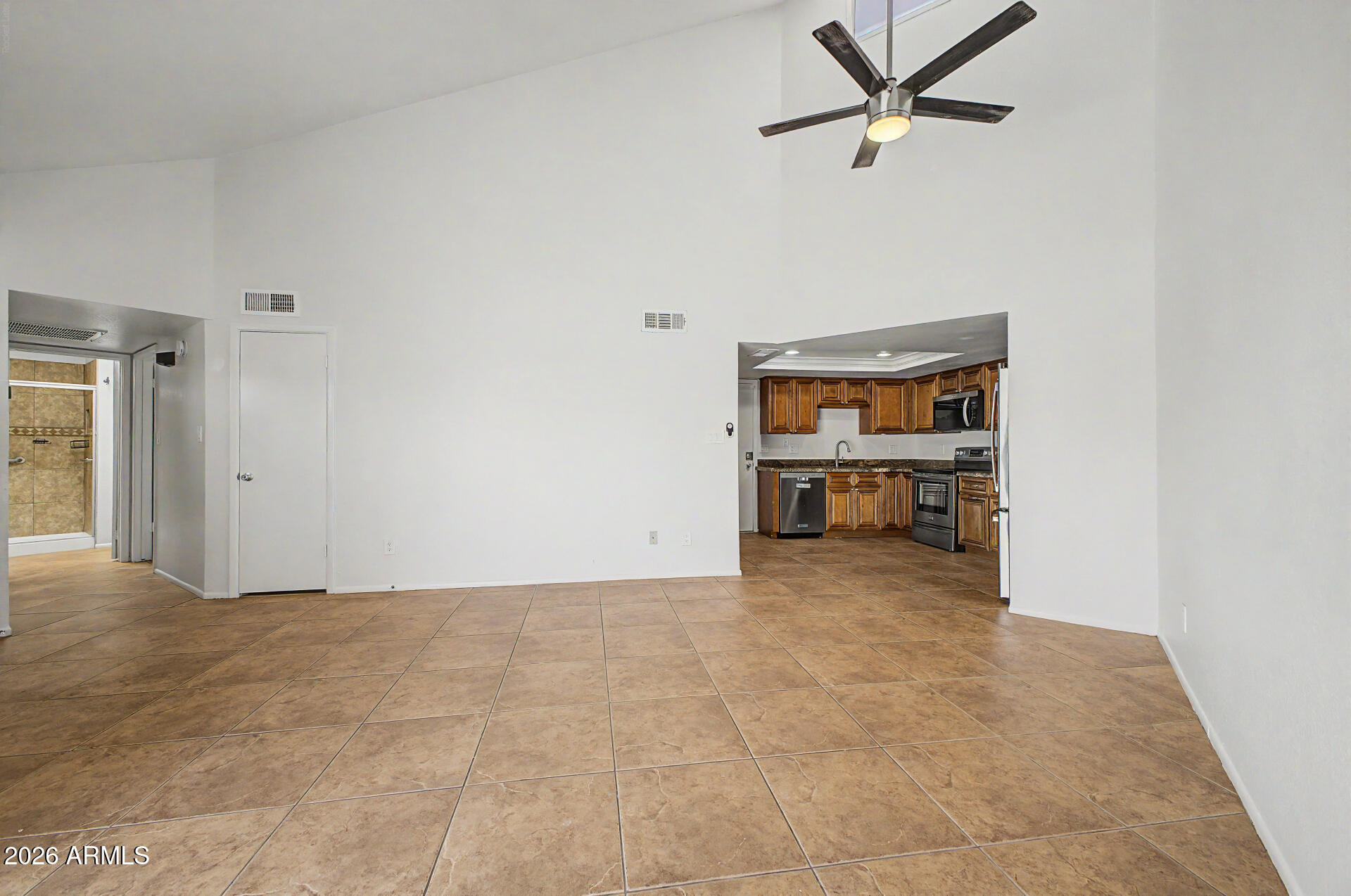 4122 West Calavar Road Phoenix, AZ 85053 - Photo 6 of 25