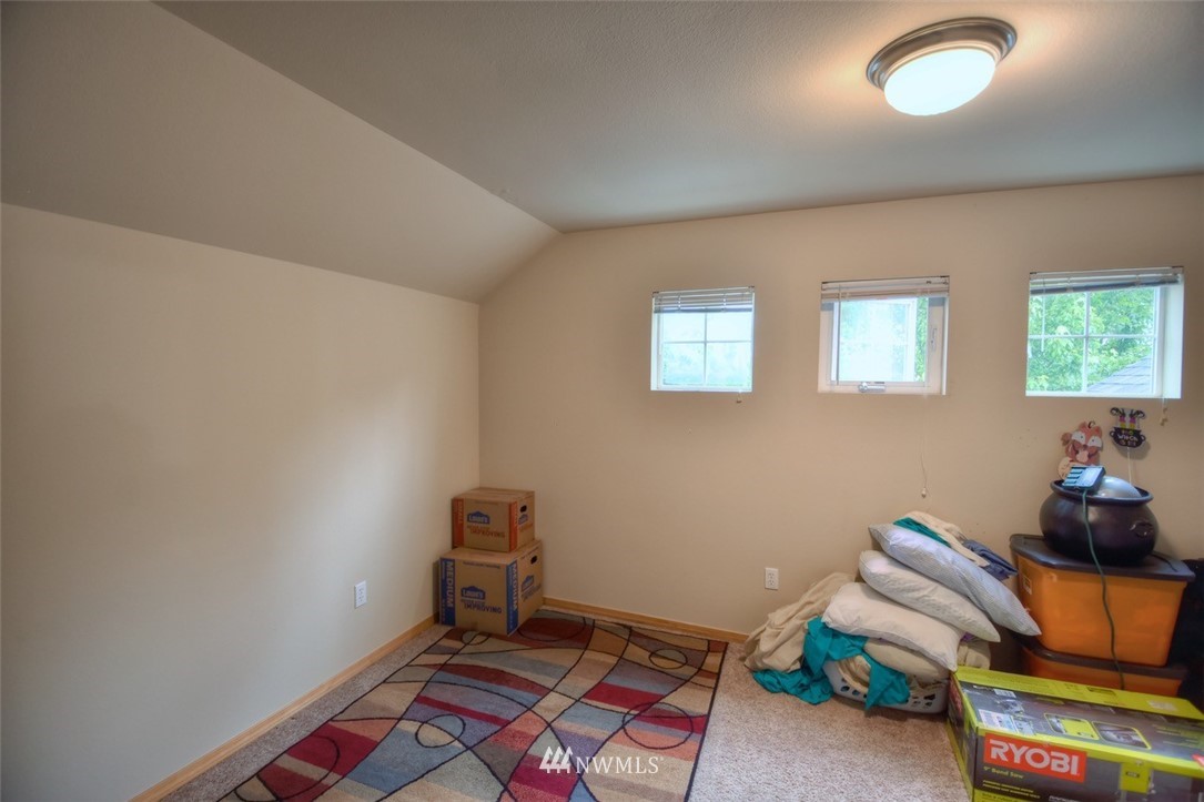 7237 Radius Loop Southeast Lacey, WA 98513 - Photo 11 of 24 Gallery Image 11