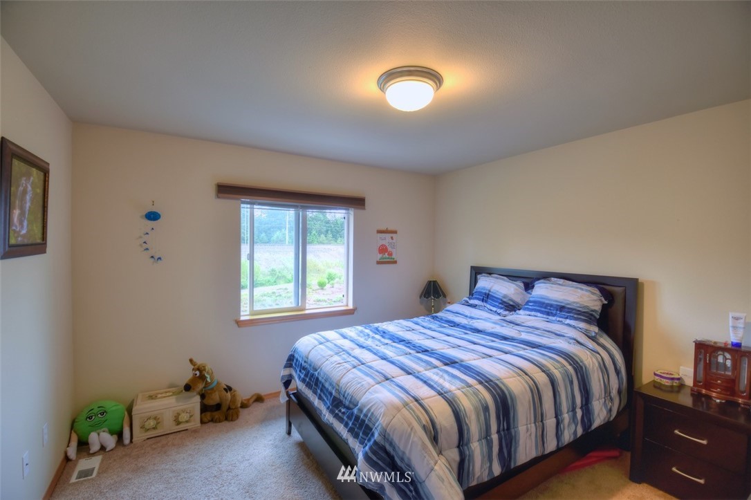 7237 Radius Loop Southeast Lacey, WA 98513 - Photo 19 of 24 Gallery Image 19