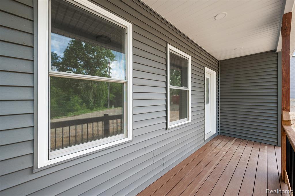 9355 Andersonville Road Clarkston, MI 48346 - Photo 8 of 57