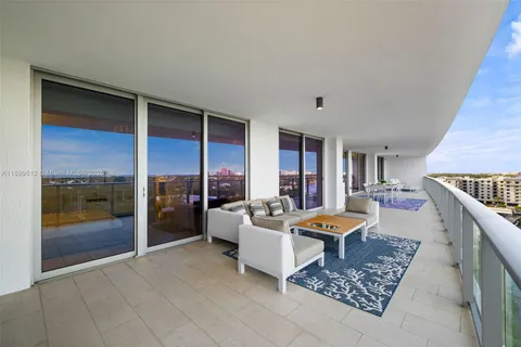 $2,400,000 | 1180 North Federal Highway, Unit 1102, Fort Lauderdale, FL 33304