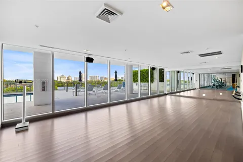 $2,400,000 | 1180 North Federal Highway, Unit 1102, Fort Lauderdale, FL 33304