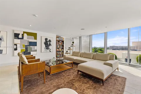 $2,400,000 | 1180 North Federal Highway, Unit 1102, Fort Lauderdale, FL 33304