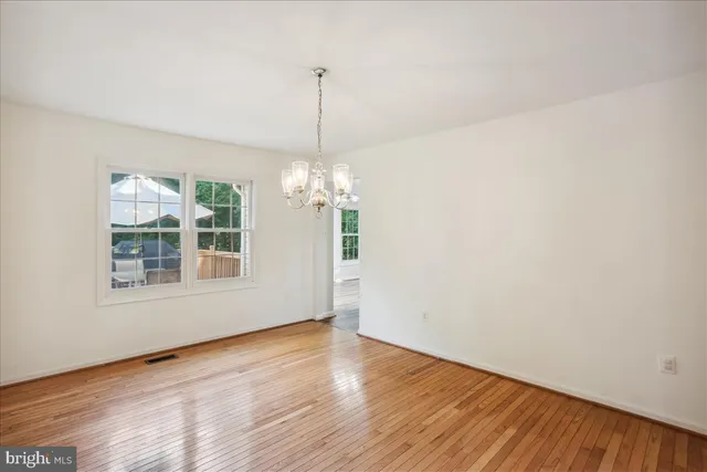 $3,650 | 18518 Gingerbread Lane, Gaithersburg, MD 20877