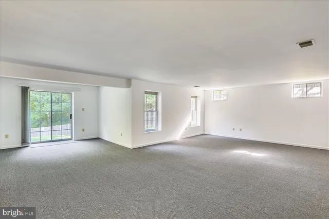 $3,650 | 18518 Gingerbread Lane, Gaithersburg, MD 20877