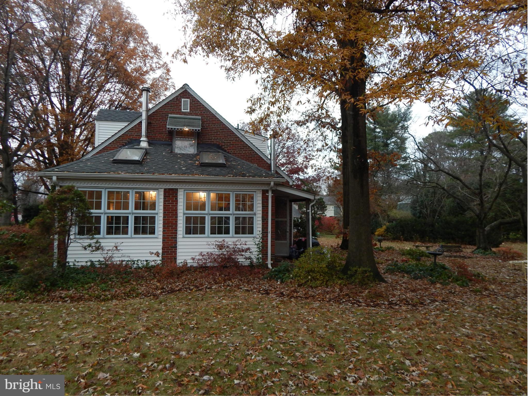8121 Fort Hunt Road Alexandria, VA 22308 - Photo 2 of 5 Exterior (General)