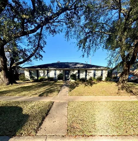 $2,100 | 710 Robards Street, Shreveport, LA 71105