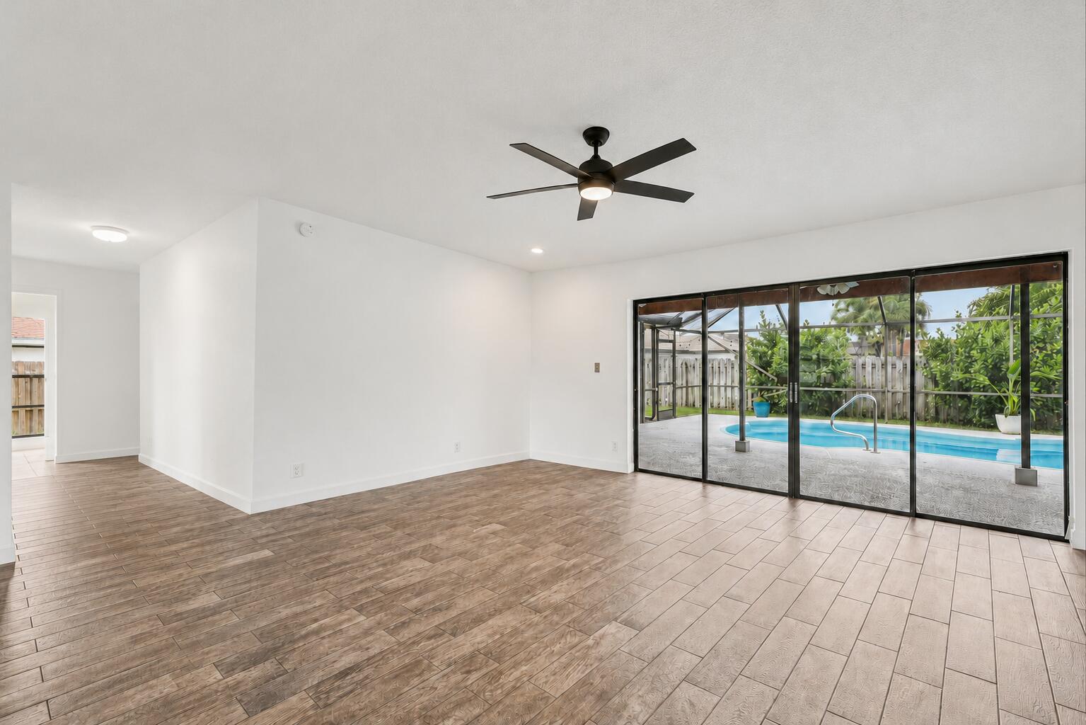 17679 Woodview Terrace Boca Raton, FL 33487 - Photo 10 of 45 fan photos