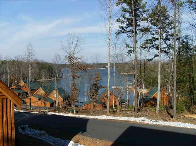 121 Briar Court, Unit HARBOR Seneca, SC 29672 - Photo 2 of 24 Gallery Image 2