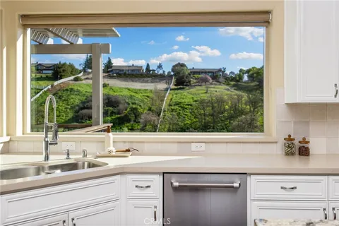 $1,200,000 | 2015 Kleck Road, Paso Robles, CA 93446