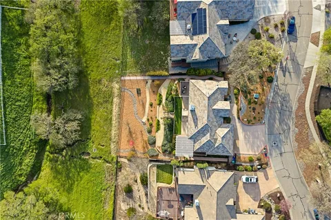 $1,200,000 | 2015 Kleck Road, Paso Robles, CA 93446