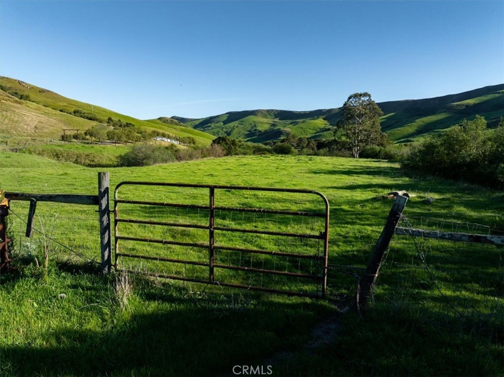 1677 Rising Star Place Cayucos, CA 93430 - Photo 61 of 64