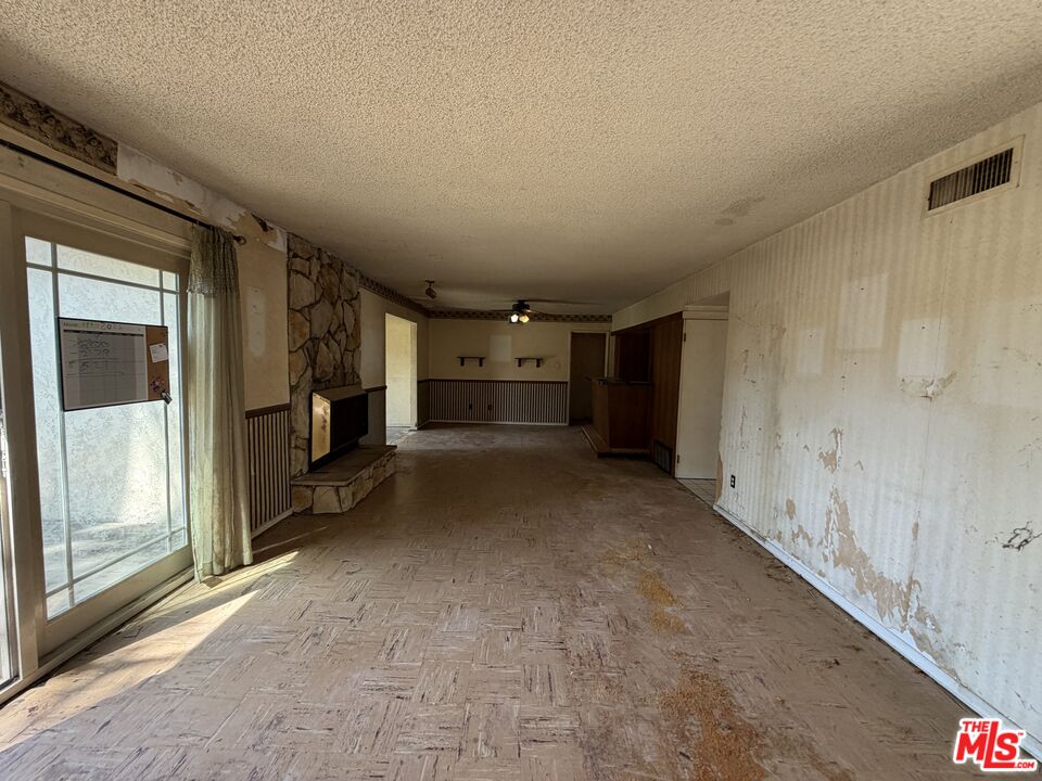 8811 Delano Drive Riverside, CA 92503 - Photo 3 of 17