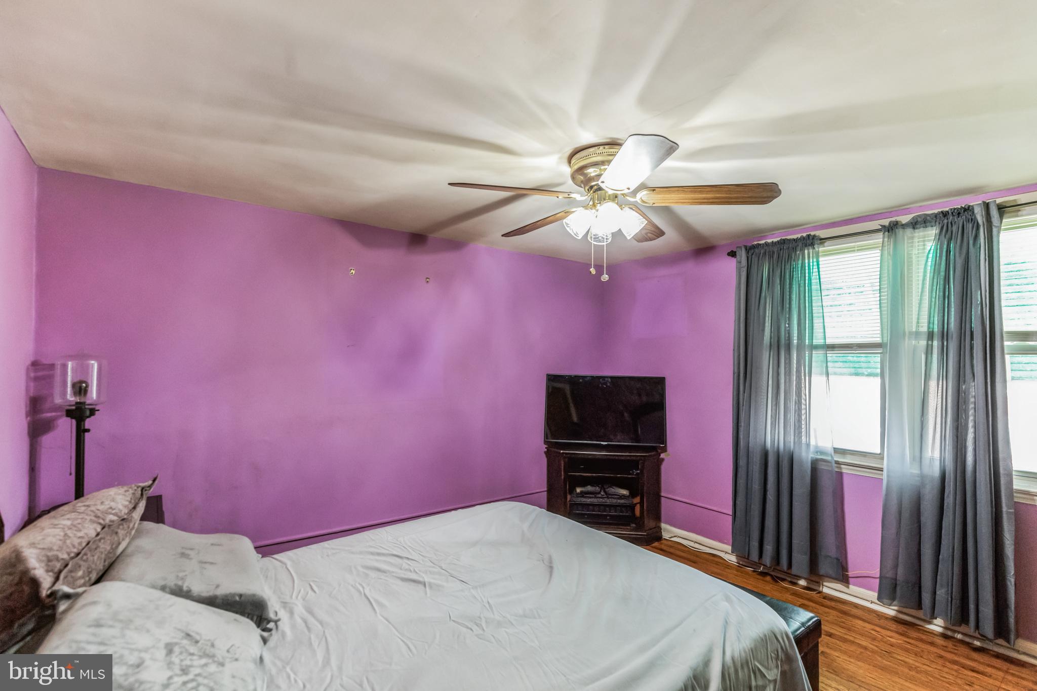 1249 Edgehill Road Darby, PA 19023 - Photo 14 of 25 Owners Bedroom