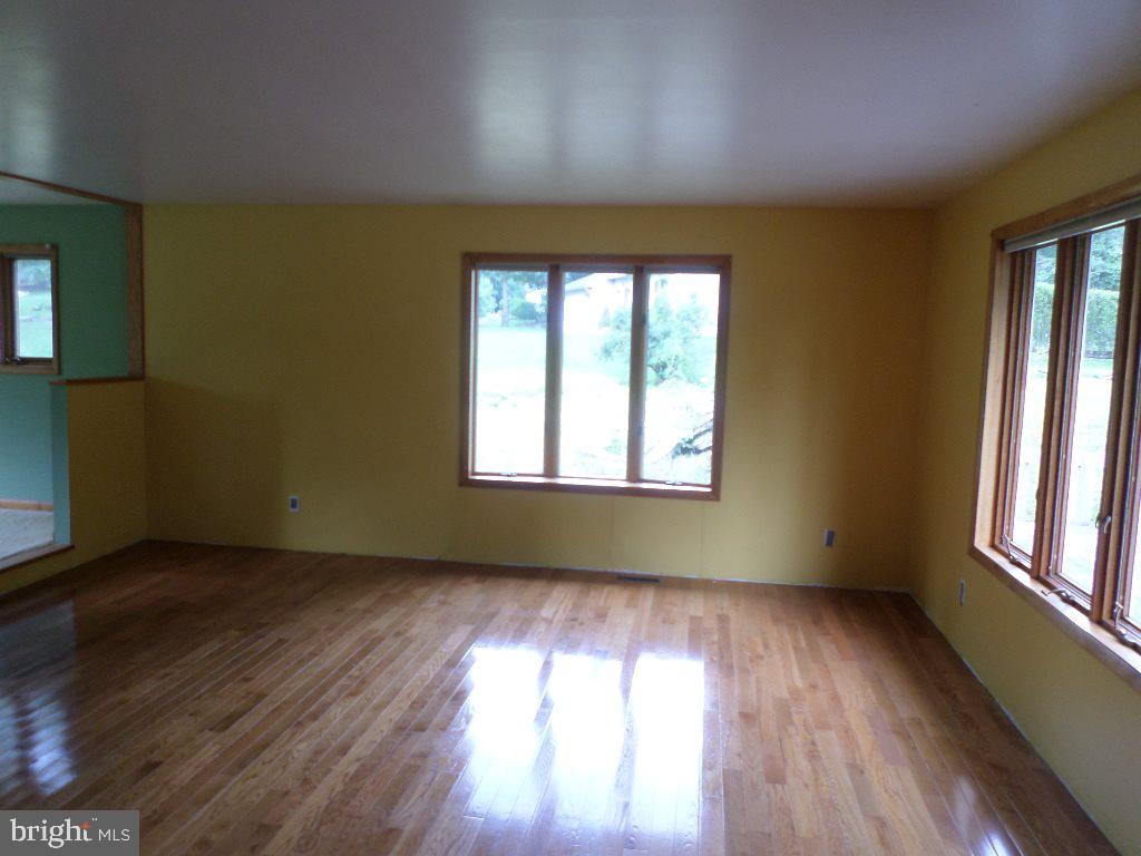 176 Springfield Road Newville, PA 17241 - Photo 6 of 15 Gallery Image 6