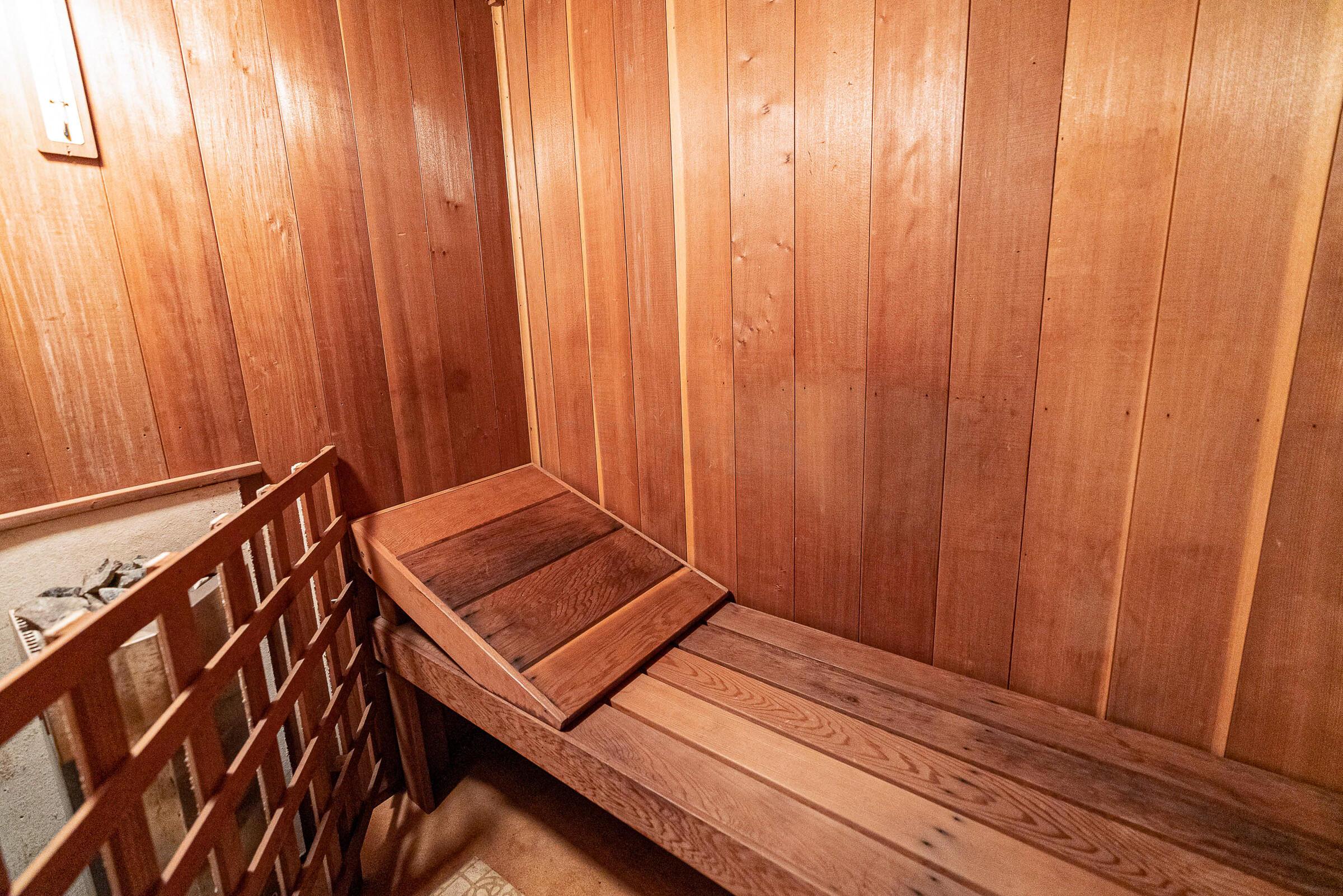 1733 Cardiff Road Columbus, OH 43221 - Photo 8 of 54 Sauna