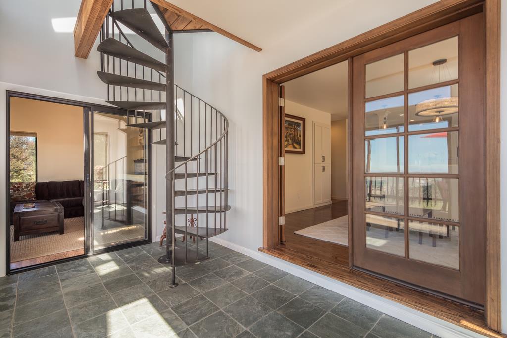 3900 Blue Oaks Road Gilroy, CA 95020 - Photo 11 of 50 Gallery Image 11