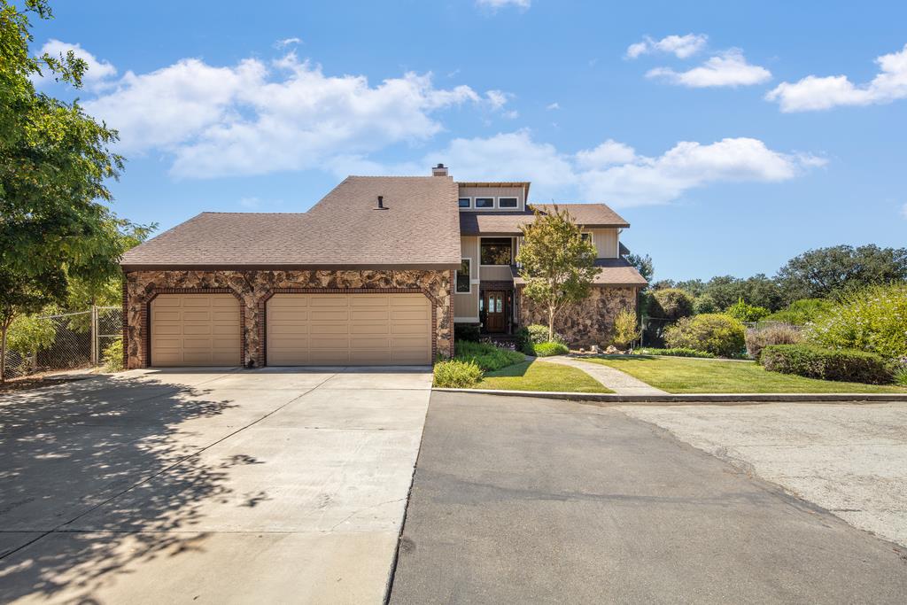 3900 Blue Oaks Road Gilroy, CA 95020 - Photo 4 of 50 Gallery Image 4