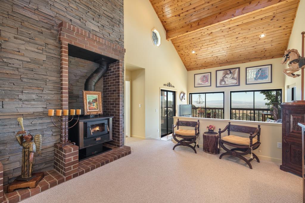 3900 Blue Oaks Road Gilroy, CA 95020 - Photo 6 of 50 Gallery Image 6