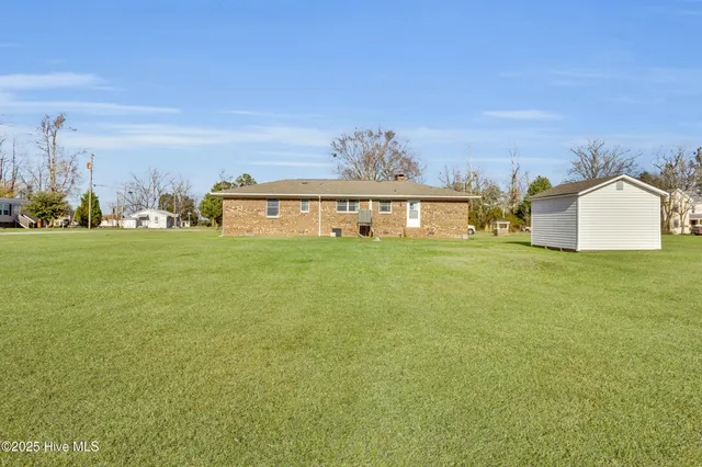 $275,000 | 16 Elm Street, Vandemere, NC 28587