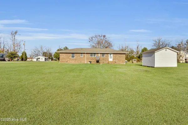 $255,000 | 16 Elm Street, Vandemere, NC 28587