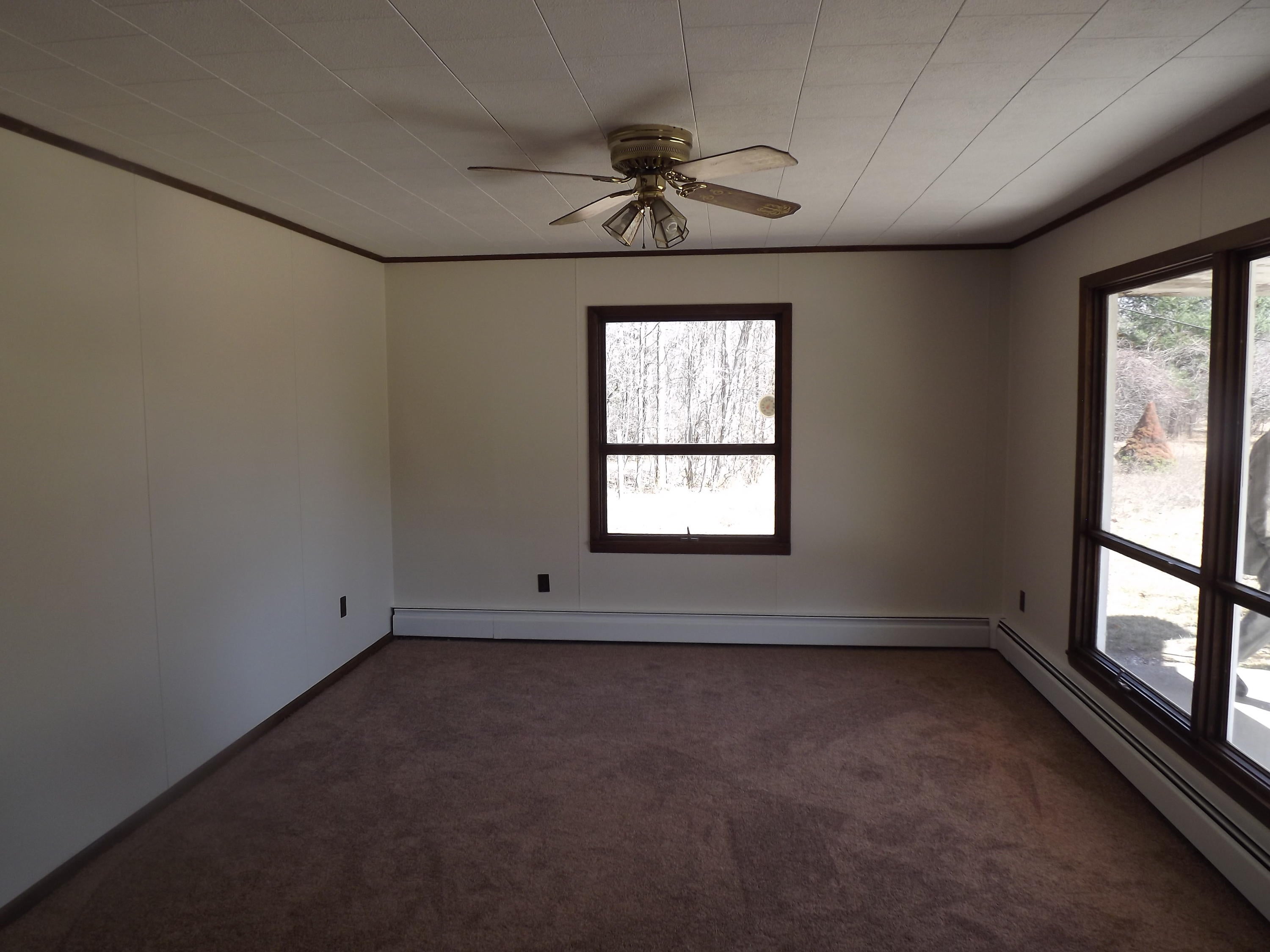 606 East Levering Road Cheboygan, MI 49721 - Photo 5 of 22 Gallery Image 5