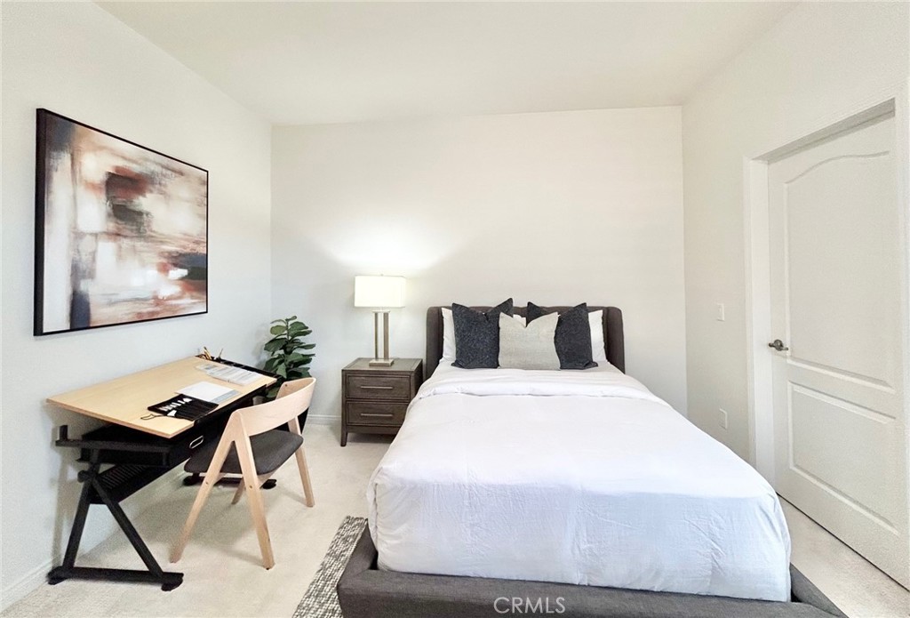 37 Roycroft Irvine, CA 92620 - Photo 13 of 14