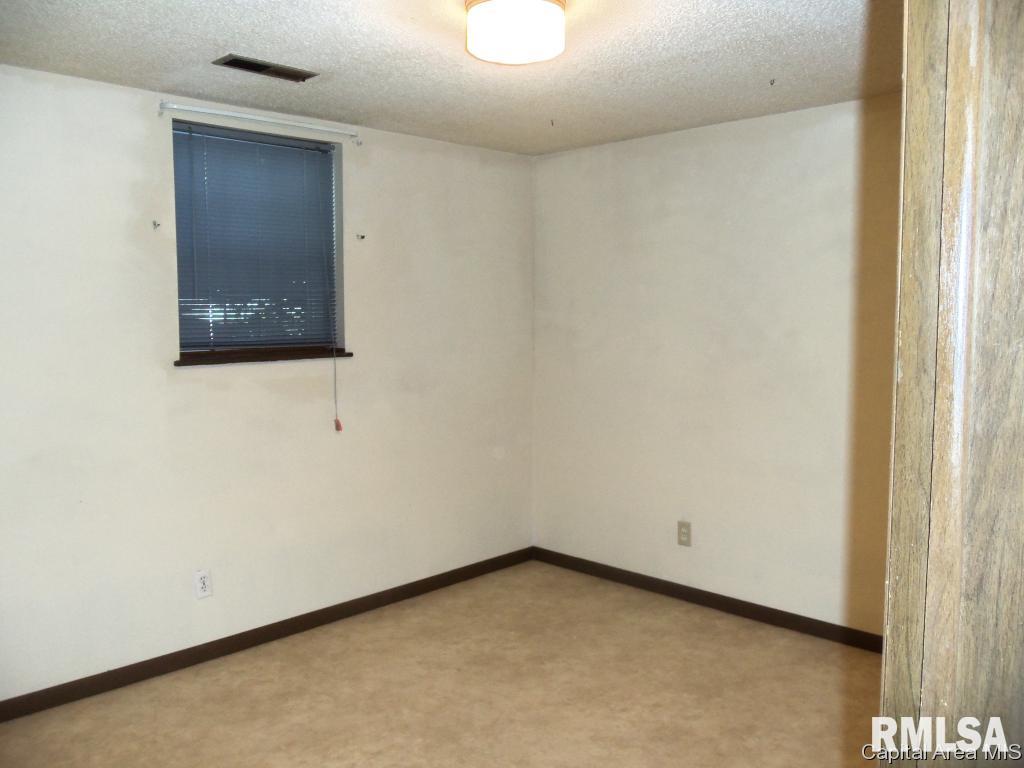 1836 Denton Street Springfield, IL 62702 - Photo 10 of 13