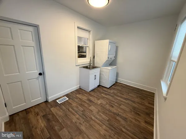 $2,000 | 601 Hawley Street, Wilmington, DE 19805