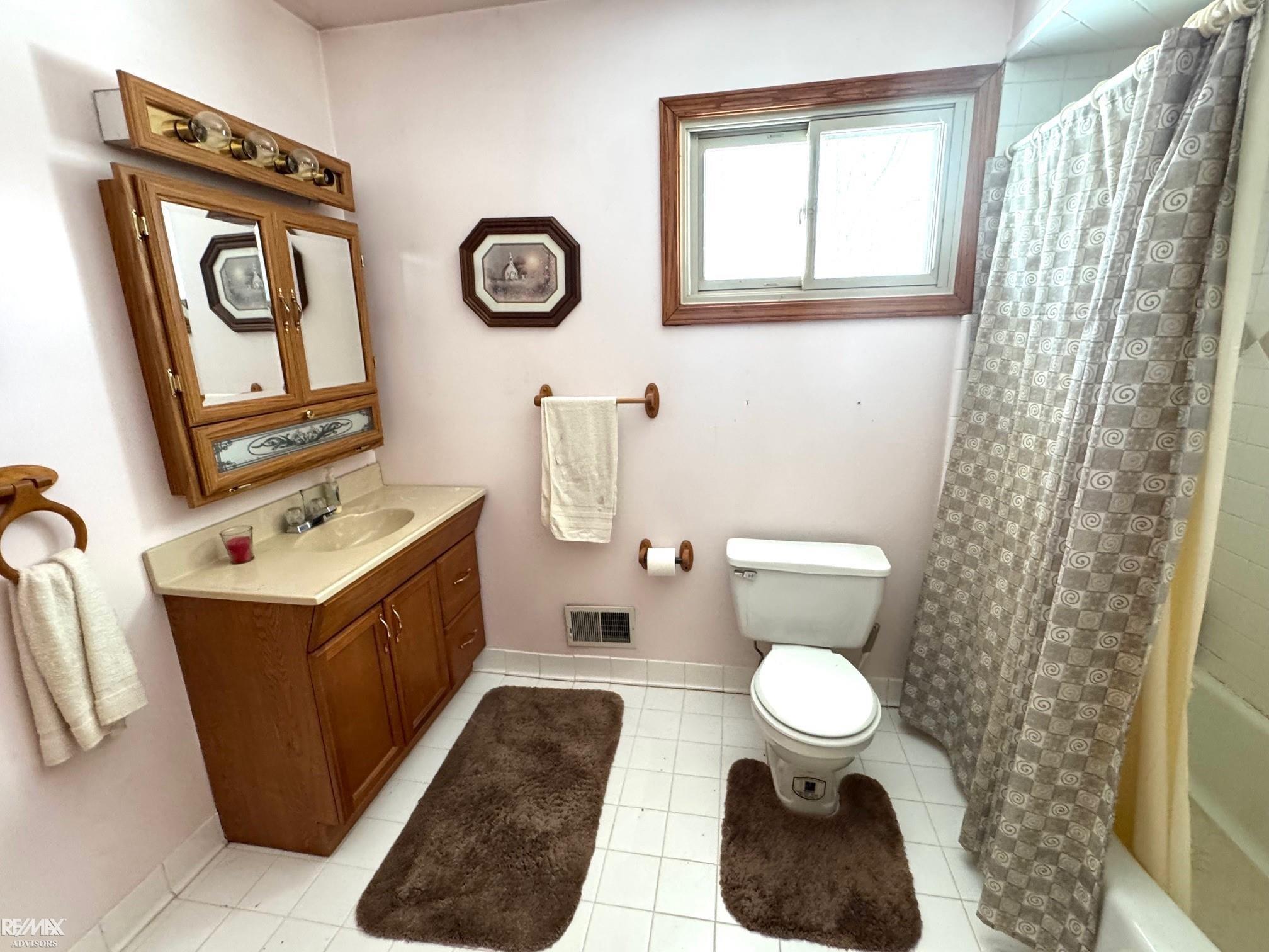 3915 Gregory Road Gregory, MI 48137 - Photo 19 of 24